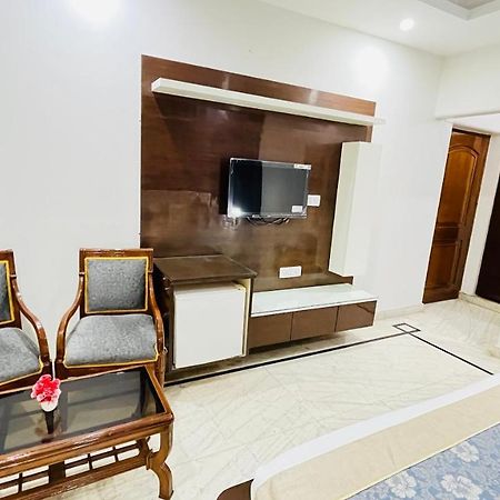 Hotel Starline Sector 28 Gurgaon Exterior foto