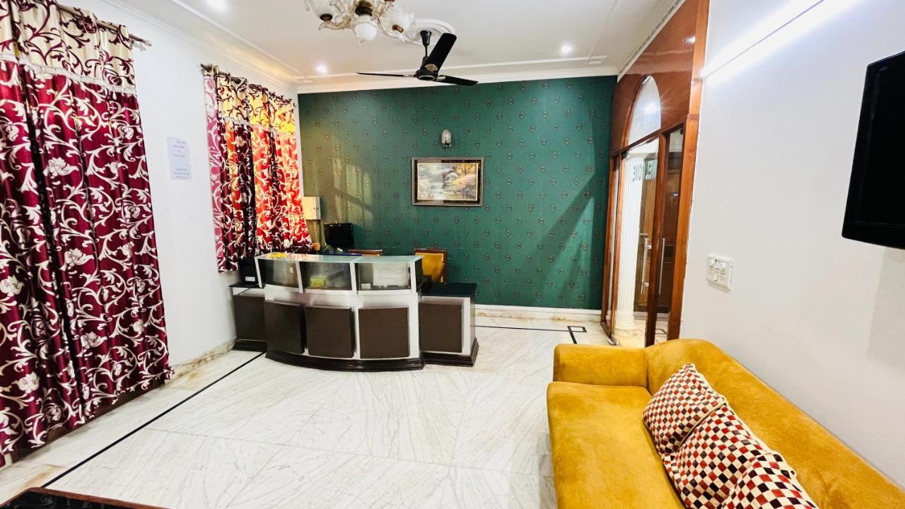 Hotel Starline Sector 28 Gurgaon Exterior foto