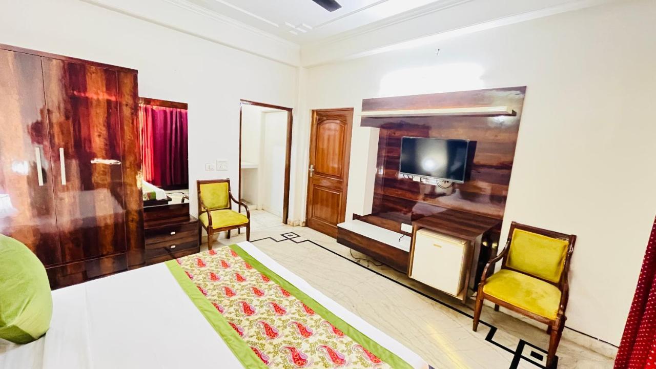 Hotel Starline Sector 28 Gurgaon Exterior foto